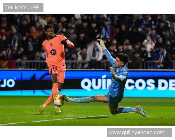 中超精彩对决巴萨强势3-0战胜阿森纳点球大战点燃全场激情