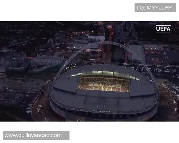 欧冠大战巴萨狂胜曼联五球大捷全场沸腾赛后深度解析